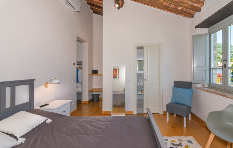 Camera Tosca del Casale 1918, B&B a Pietrasanta